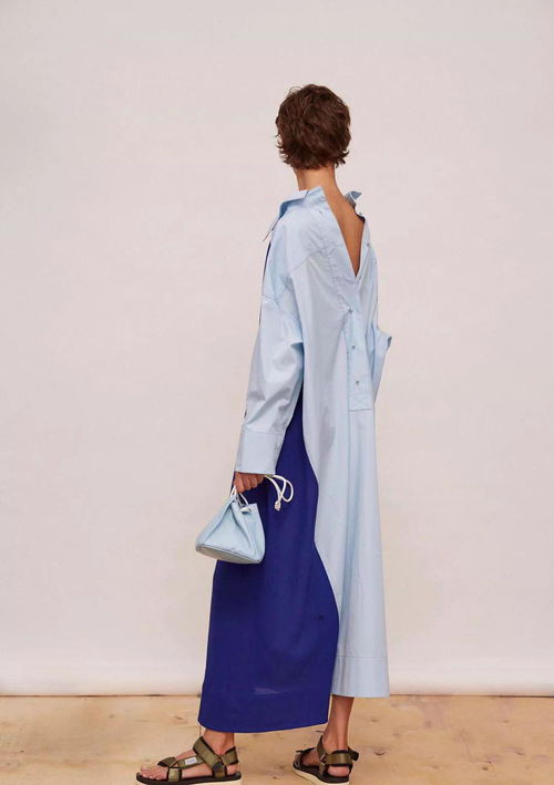 背影杀手 鞋帽与时装秀场的窒息之美