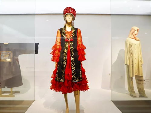 锦绣华章 走进民族智慧创造的服饰文化